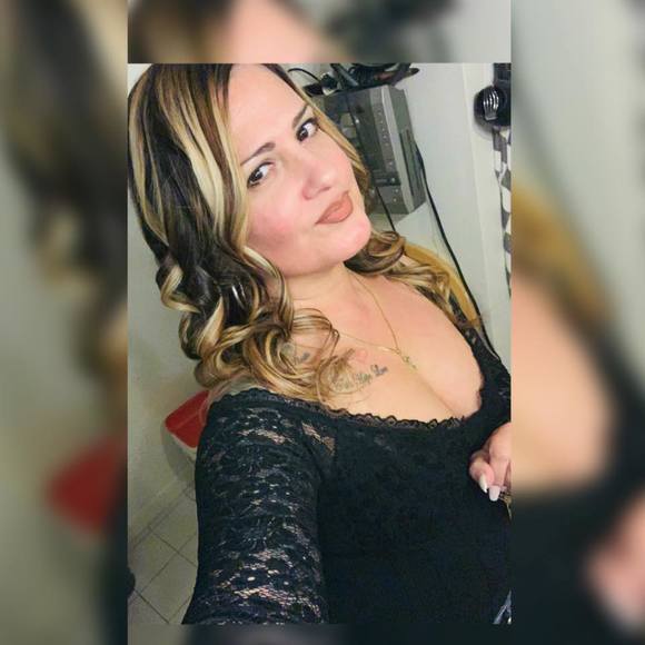 Meet your Posher, Jeanette - Picture 1 of 1